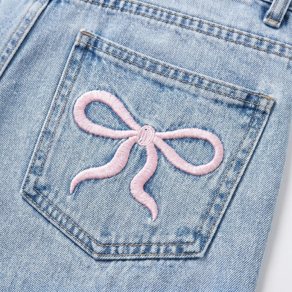 Jeans met hoge taille en wijde pijpen
