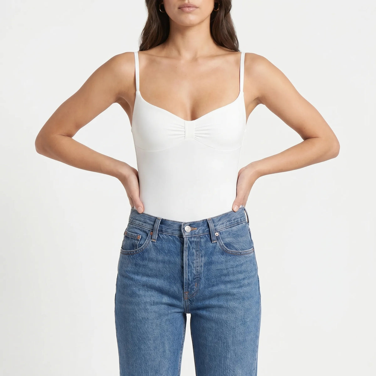 Hoog uitgesneden mouwloze body