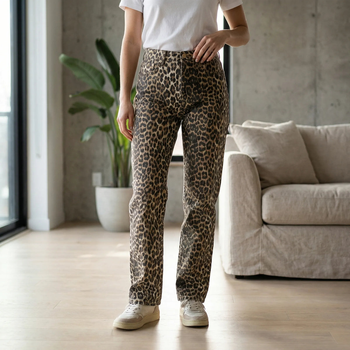 Jeans met hoge taille en luipaardprint – Noor