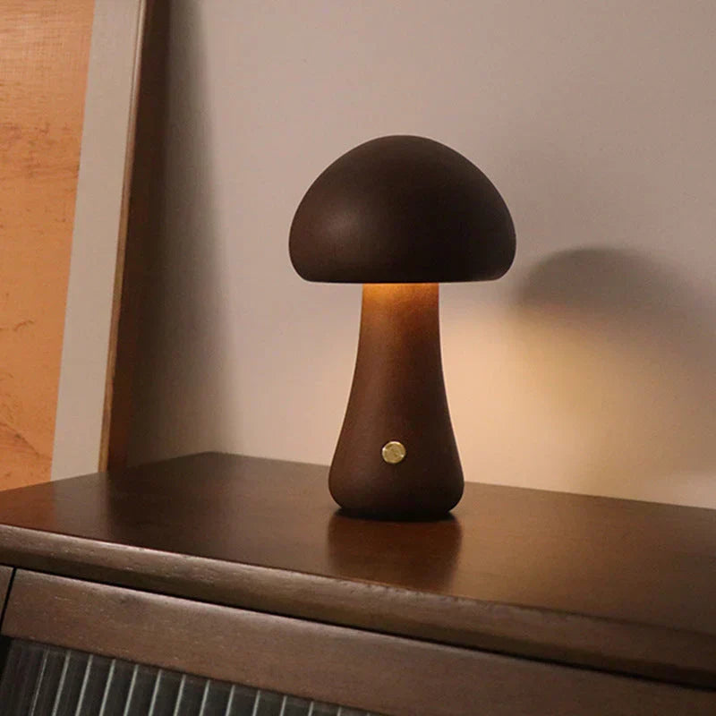 Houten paddenstoelnachtlamp
