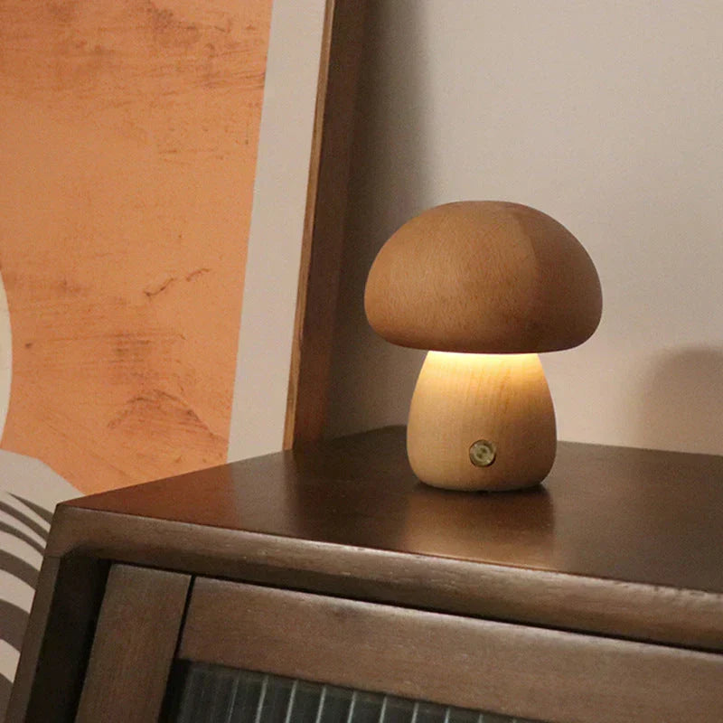 Houten paddenstoelnachtlamp