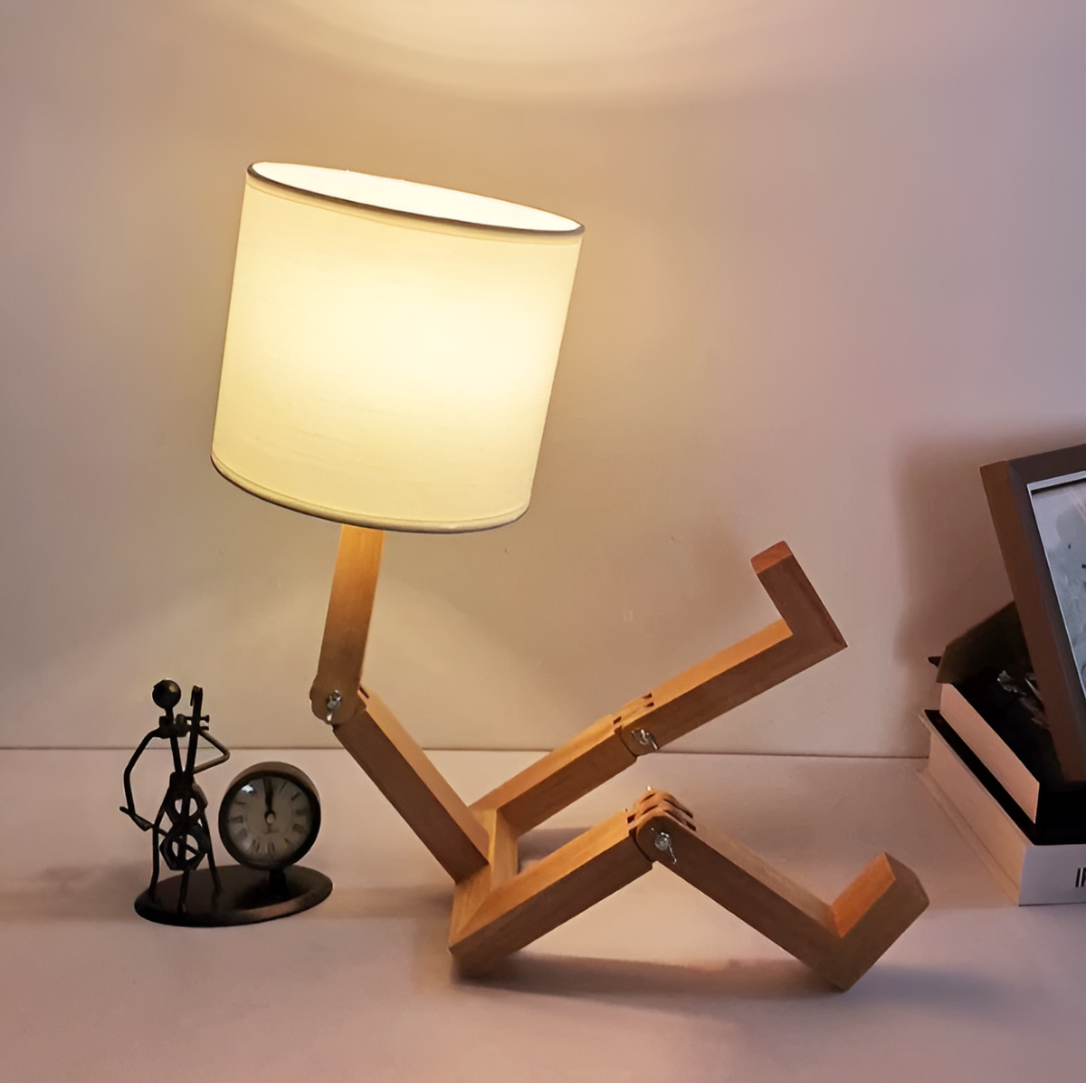 Flexibele robot bureaulamp van massief hout