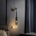 Minimalistische wandlamp met rookglas