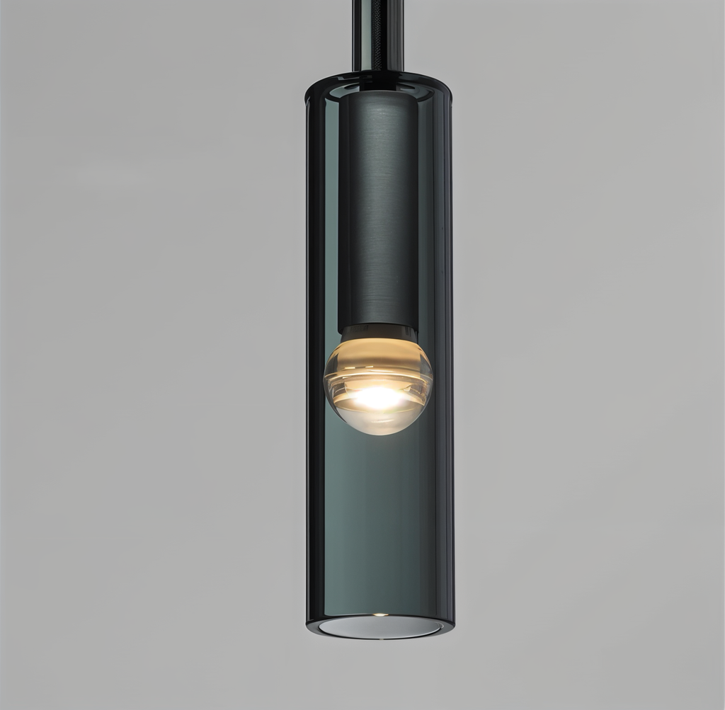 Minimalistische wandlamp met rookglas