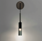 Minimalistische wandlamp met rookglas