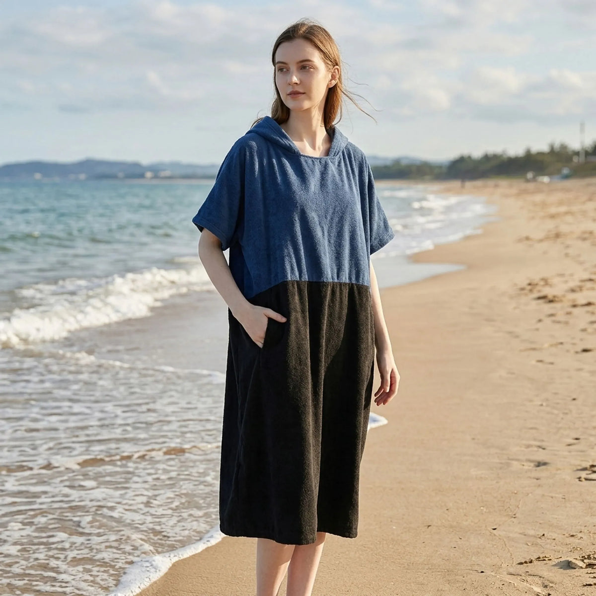 Badponcho met capuchon – Liva