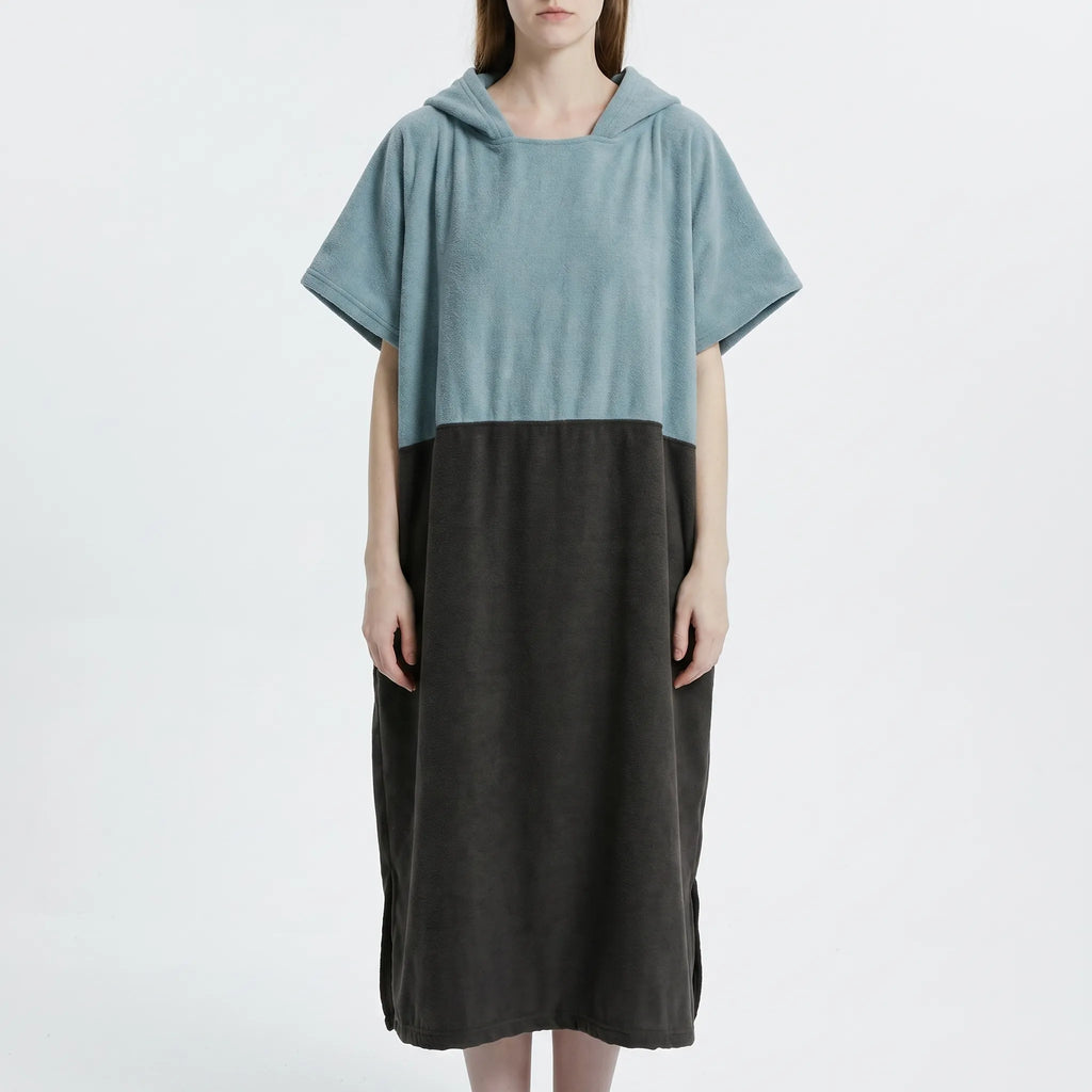 Badponcho met capuchon – Liva