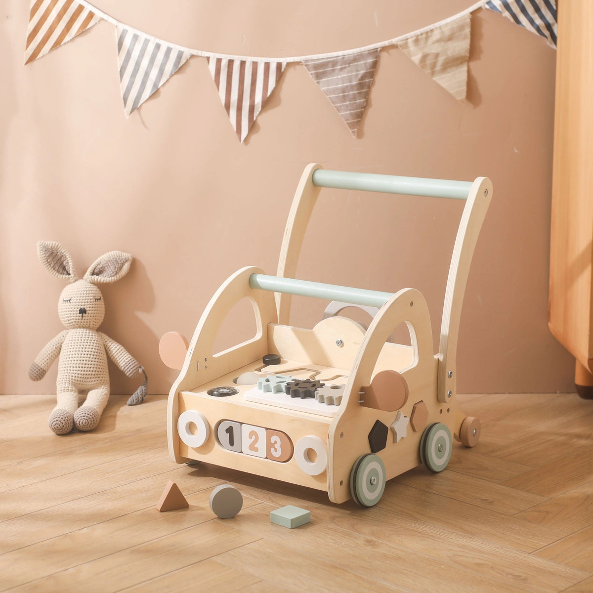 Houten loopwagen met montessori-speelonderdelen en spiegels