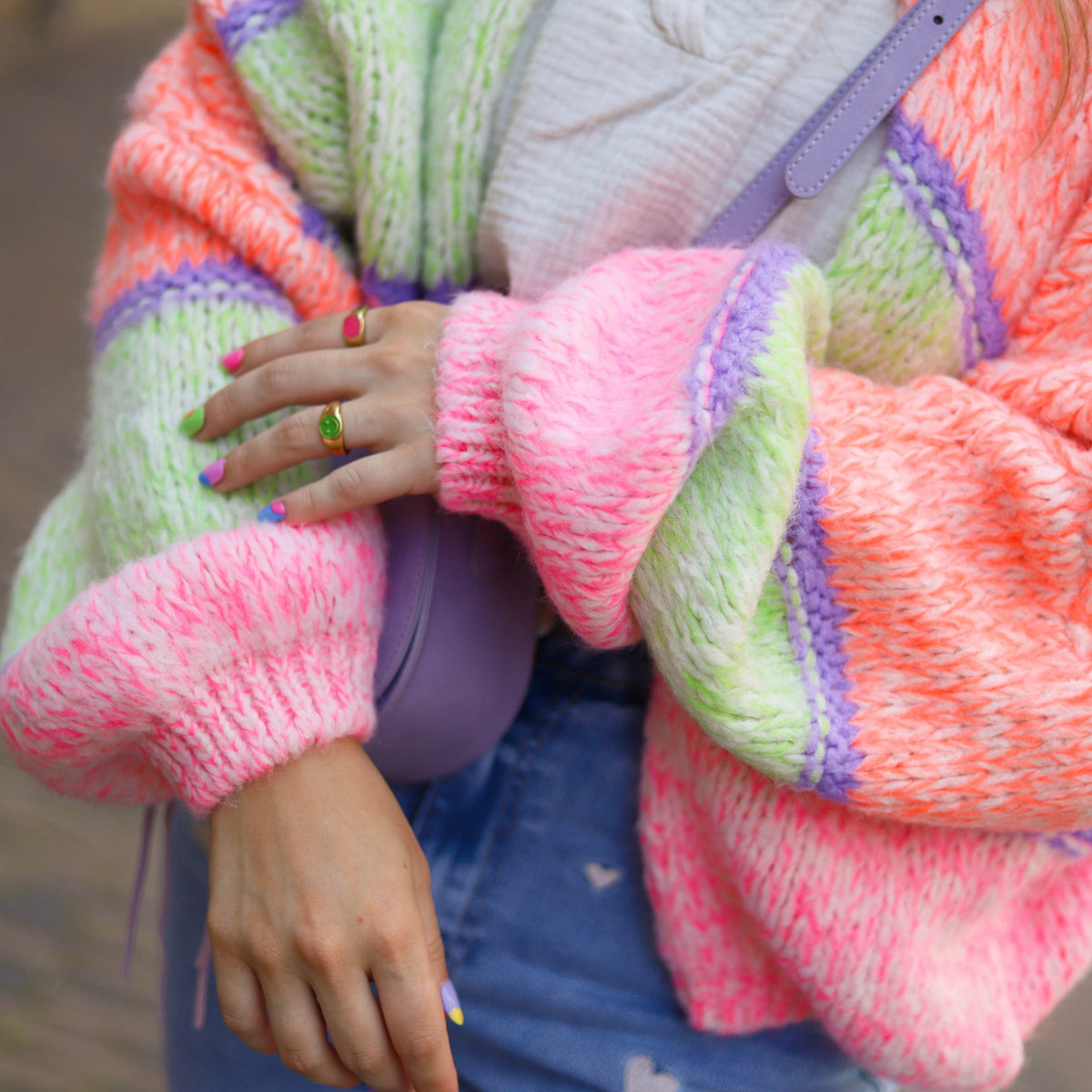Vrolijk gekleurd streepjesvest voor dames