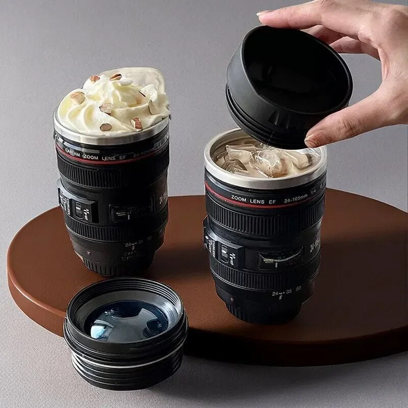 Koffiebeker in de vorm van een cameralens