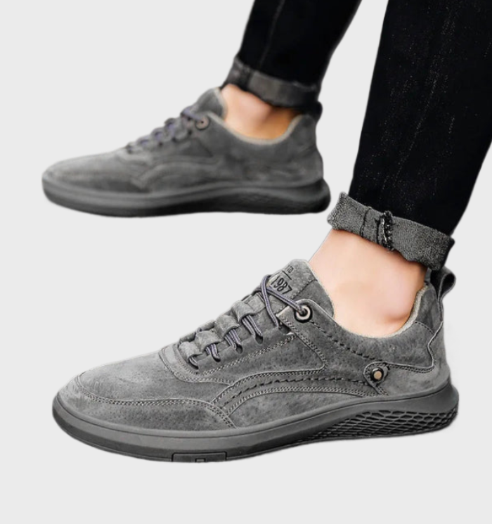 Leren sneakers met vetersluiting
