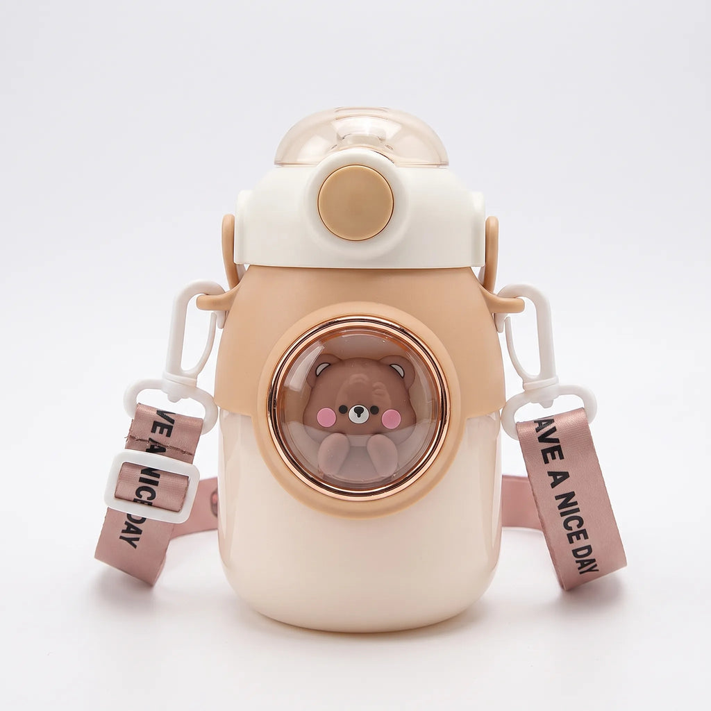 Kinderdrinkfles met cartoonfiguur