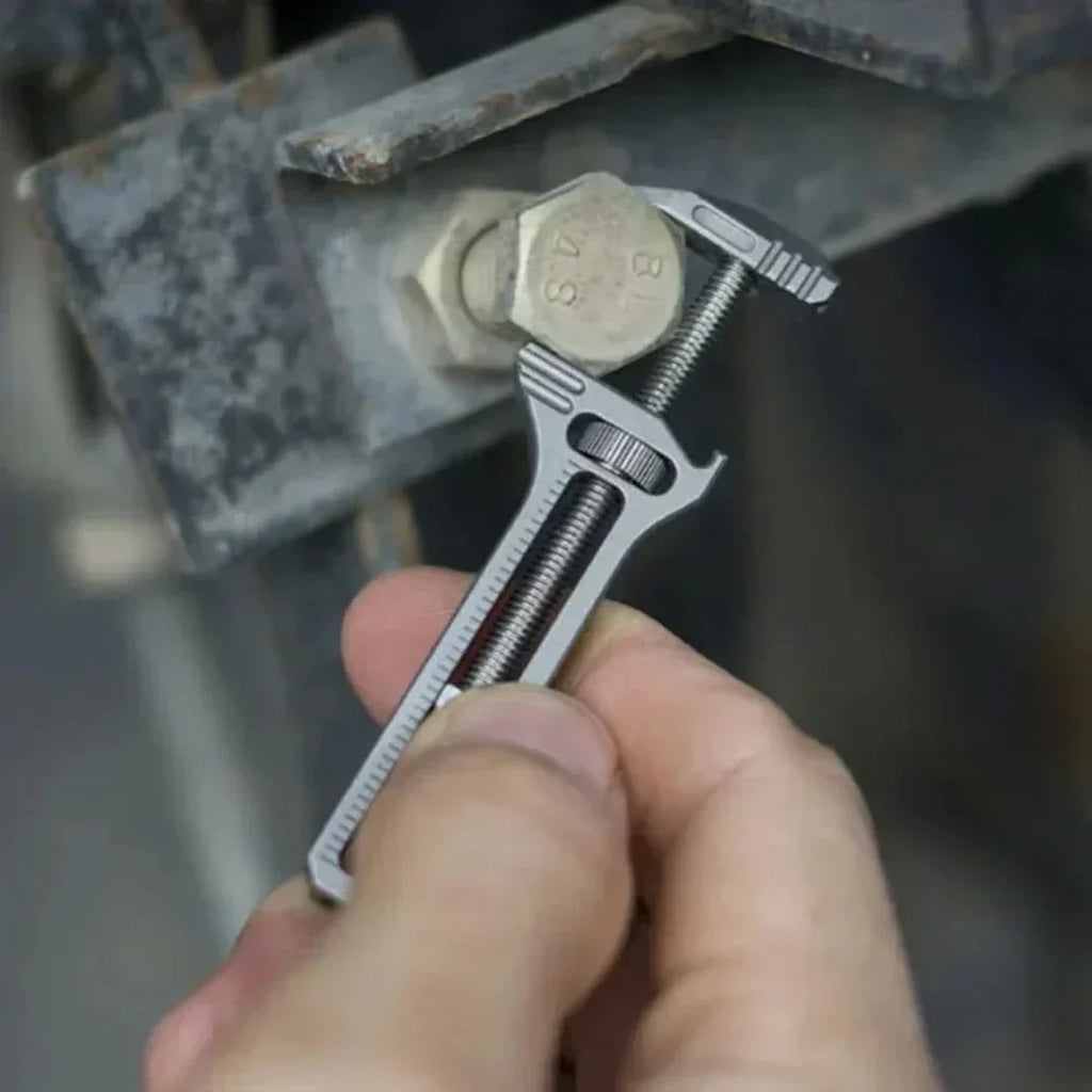 Compact multifunctioneel gereedschap