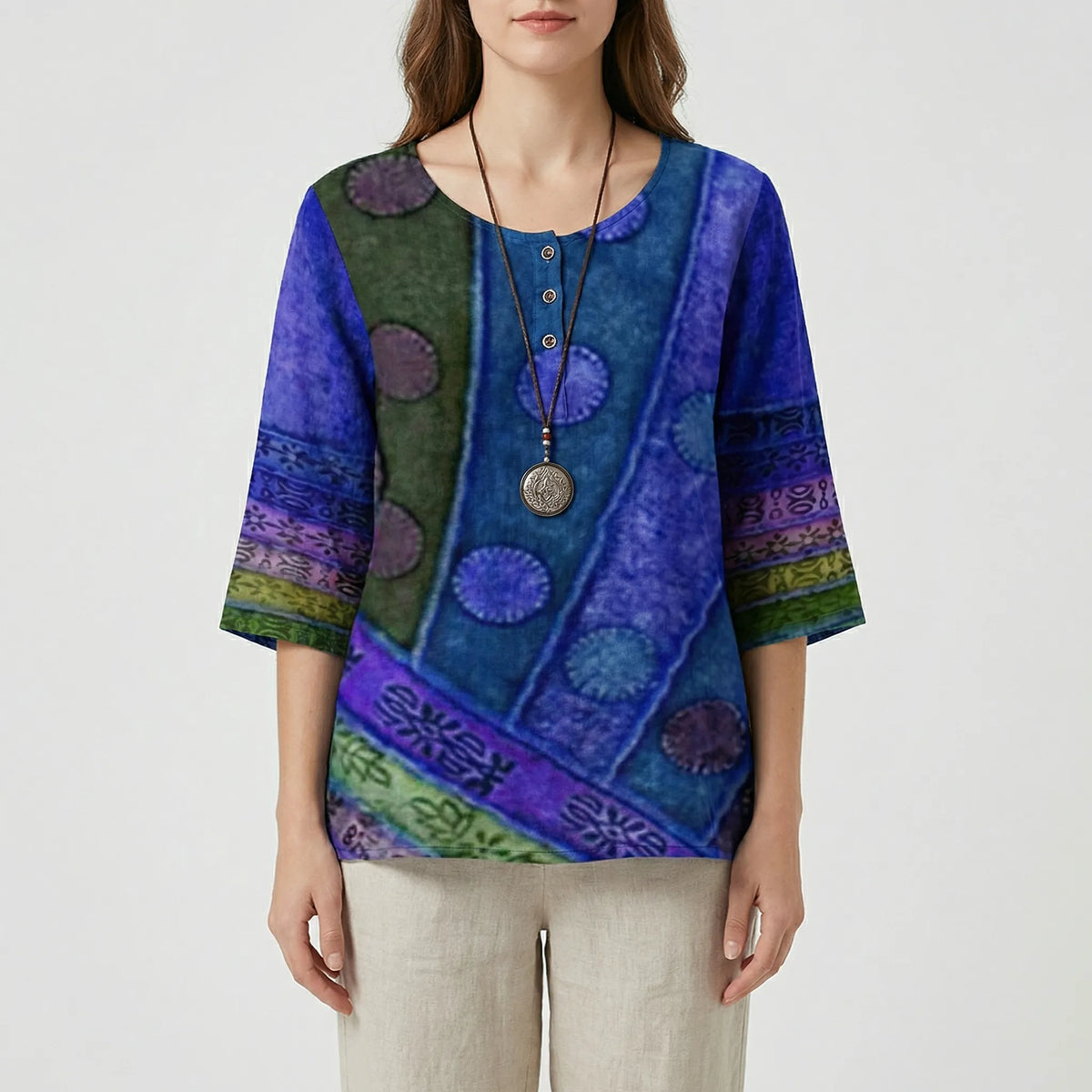 Top met korte mouwen en kleurrijke folkloreprint