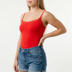 Cami-body met kanten afwerking