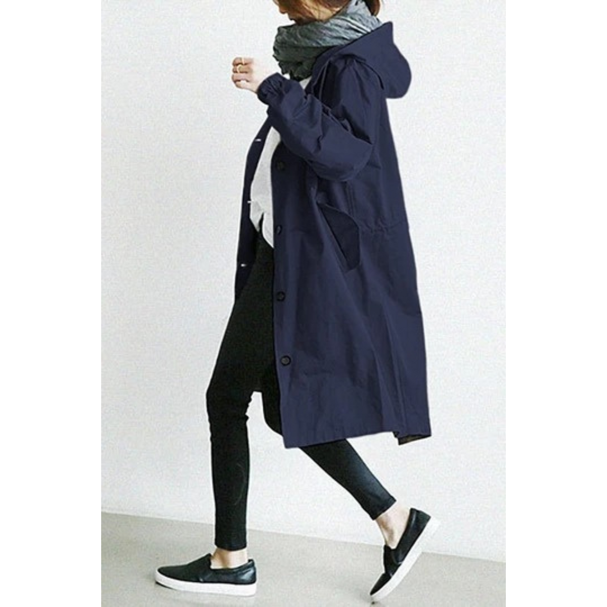 Lange dames trenchcoat met capuchon – Noor