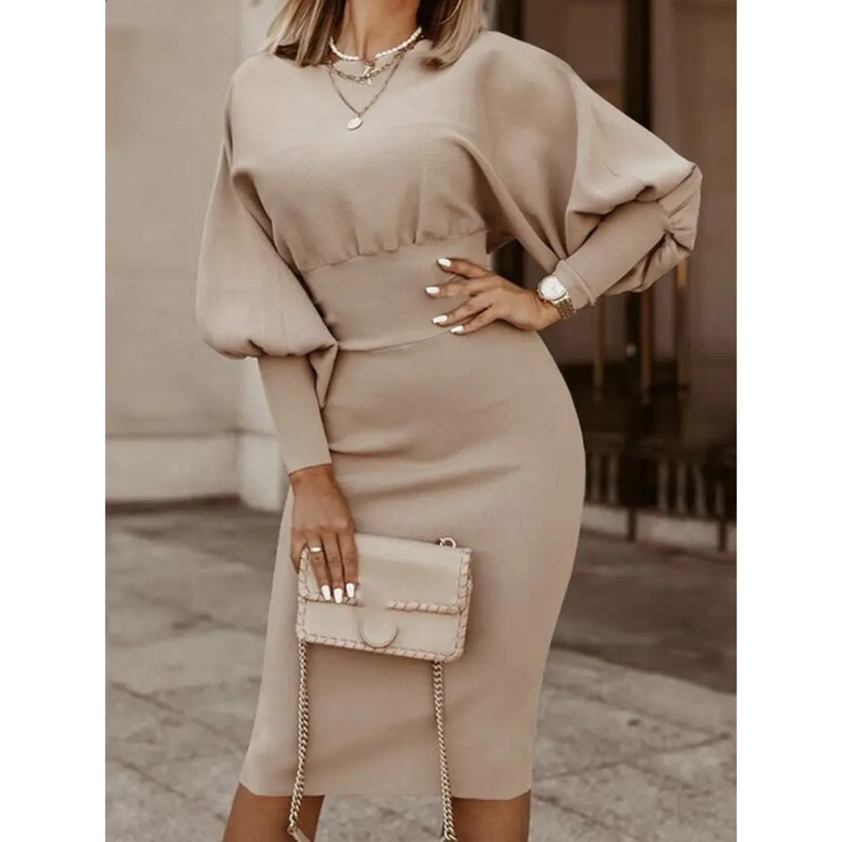 Effen kleur cocktailjurk met lantaarnmouwen