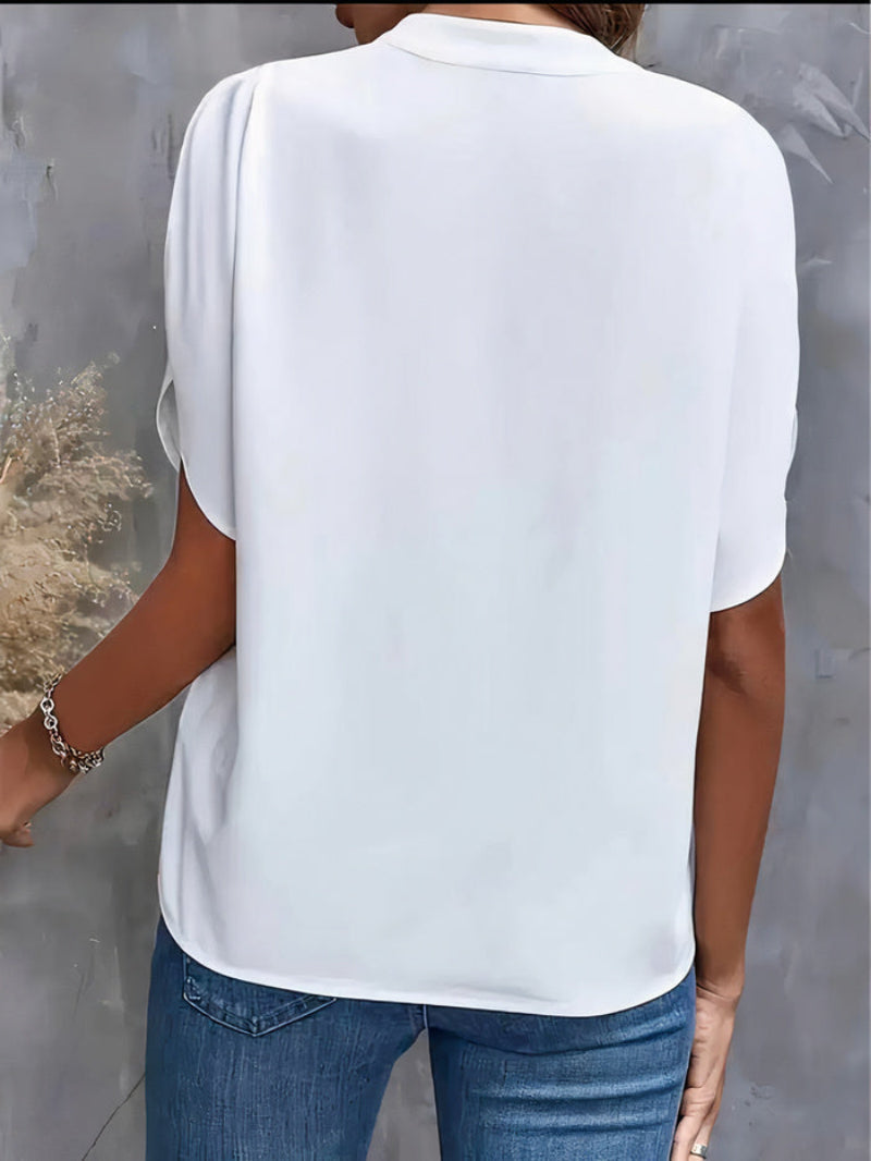 Lichtgewicht blouse met korte mouwen en V-hals