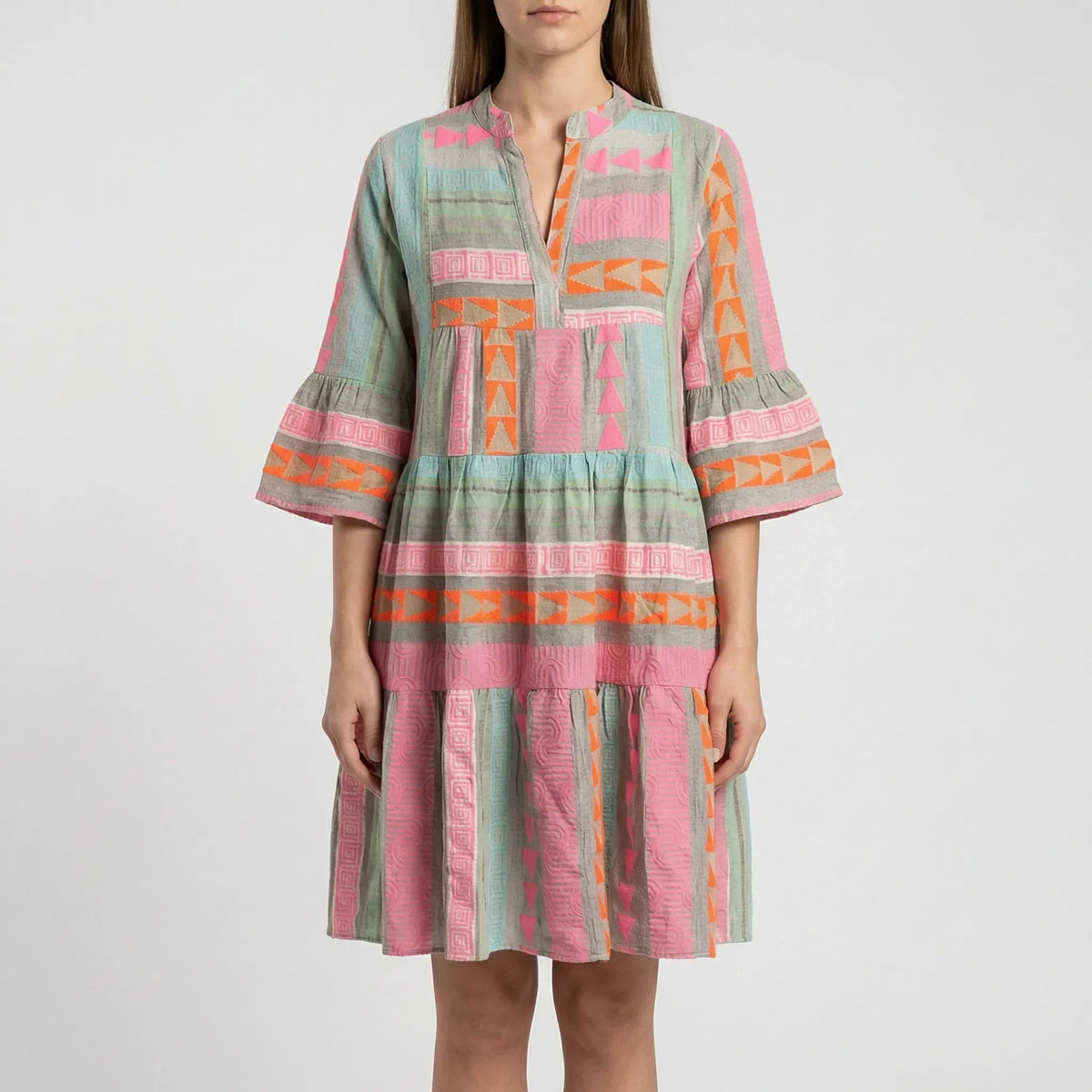 Loszittende midijurk met geometrisch patroon