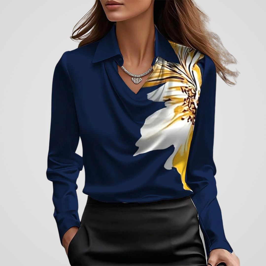 Edina | Satijnen blouse met gedrapeerde hals