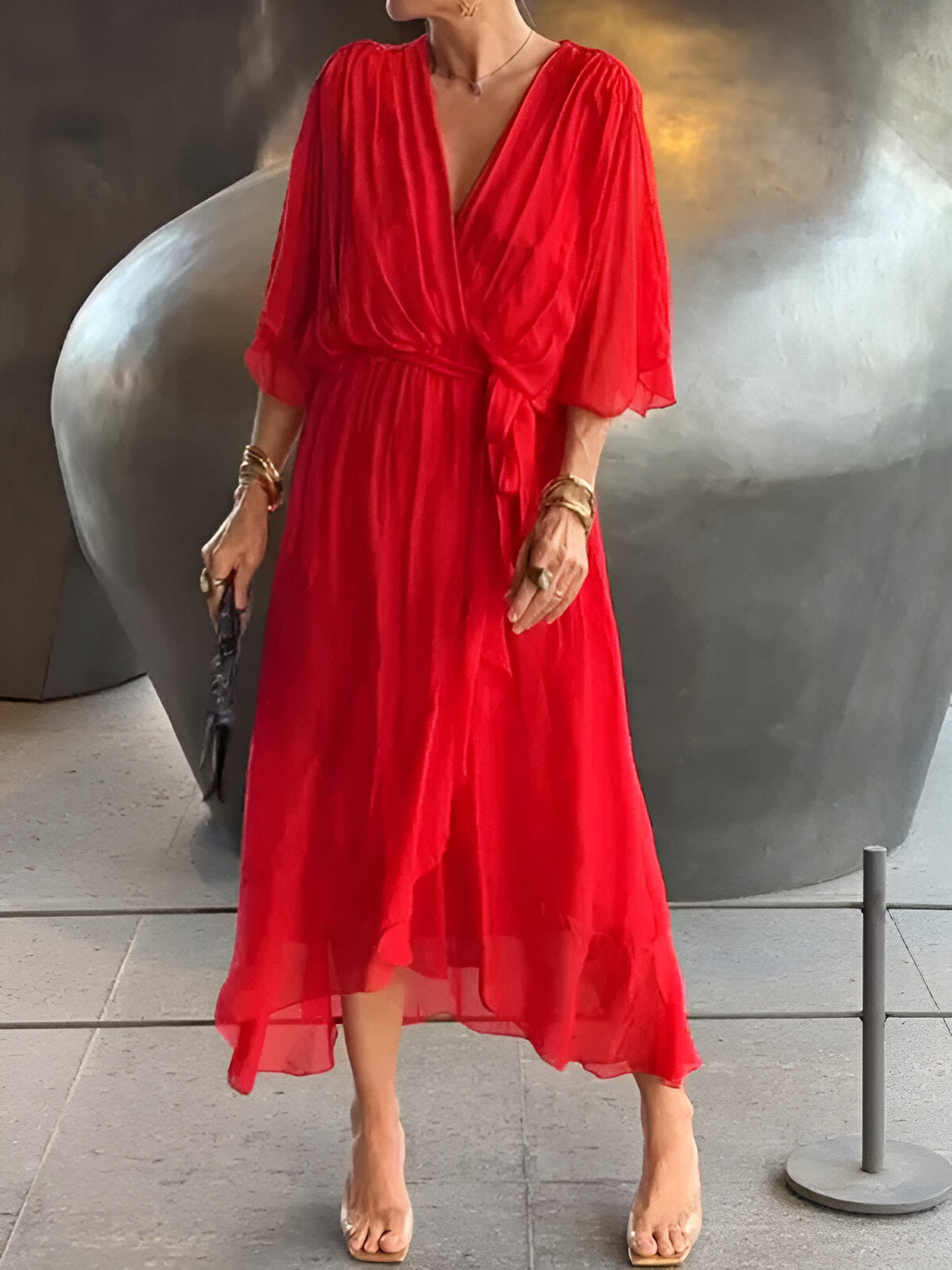 Leanne | Soepelvallende chiffon midi-jurk