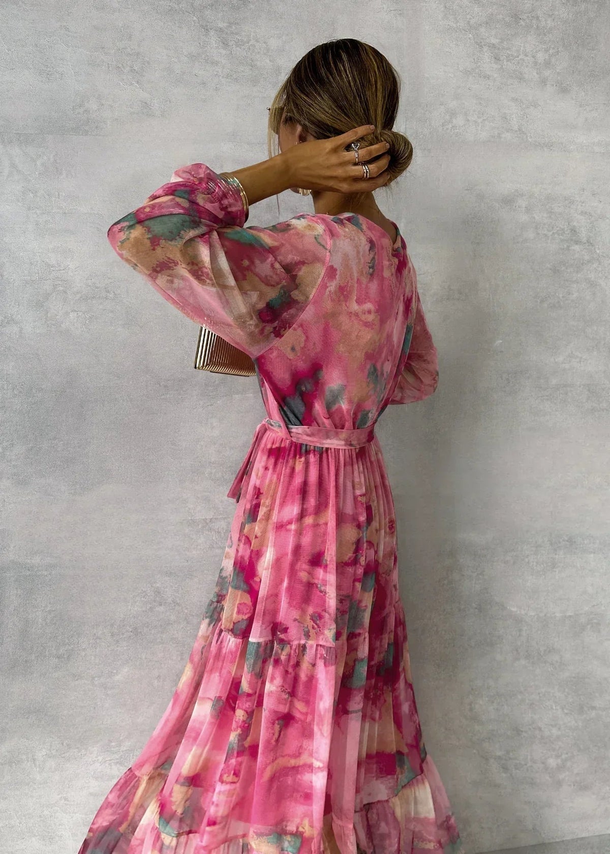 Vera | Wikkeljurk met bloemenprint en gelaagde rok
