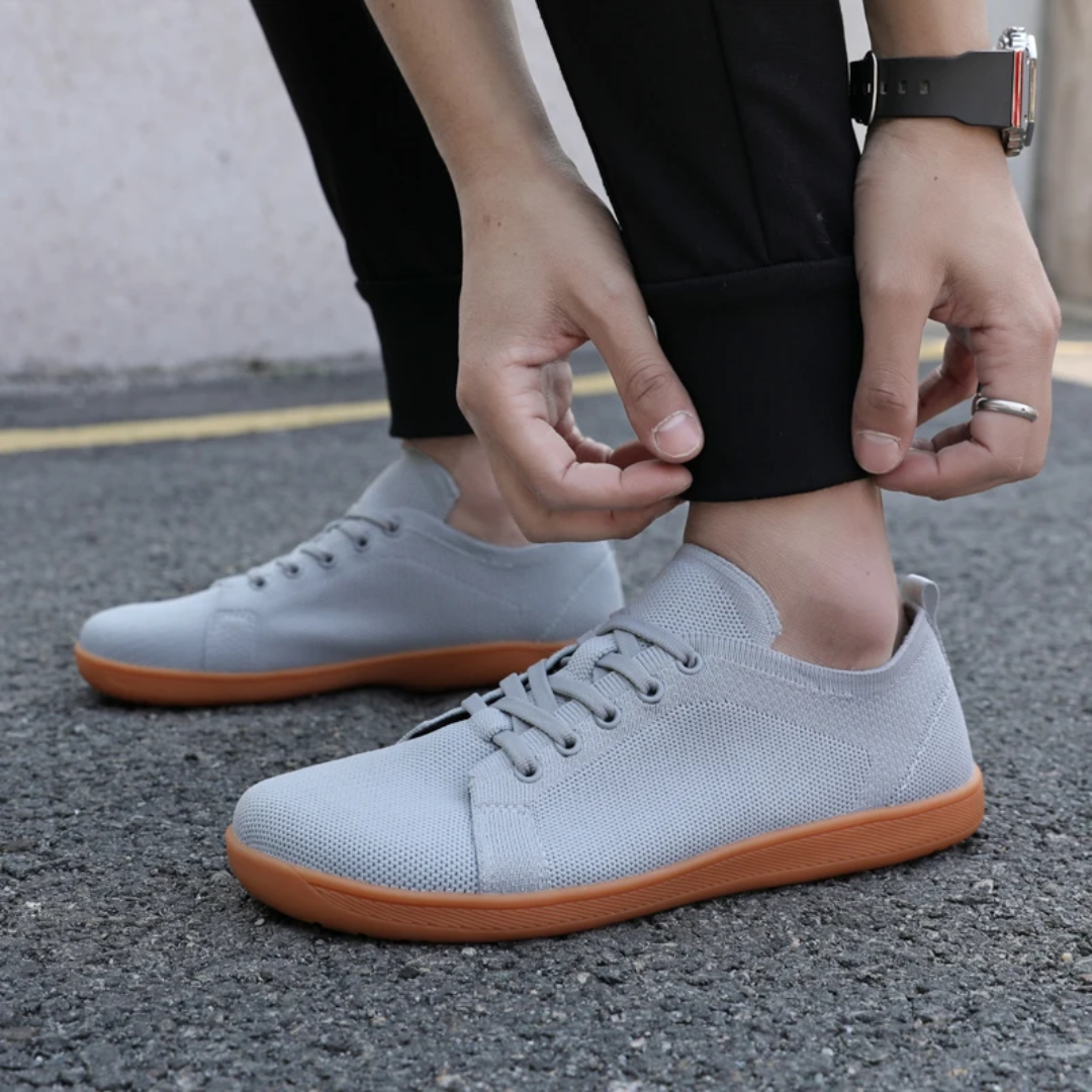 Minimalistische barefoot-sneaker met platte zool