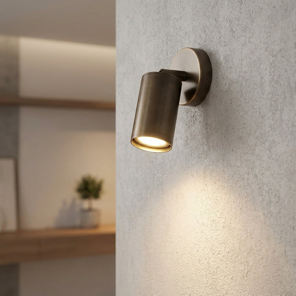 Minimalistische cilindervormige wandlamp