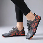 Minimalistische blotevoetschoenen van mesh