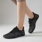 Minimalistische blotevoetschoenen van mesh