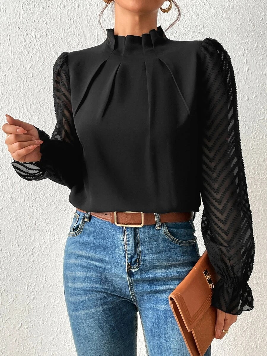 Thea | Damesblouse met gevormde pasvorm en lange mouwen