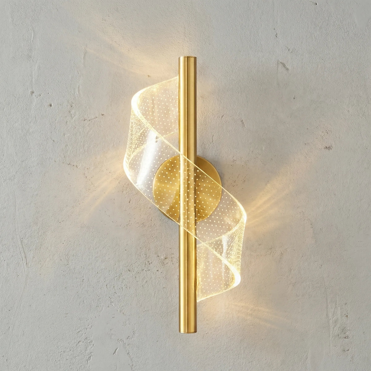 Spiraalvormige wandlamp