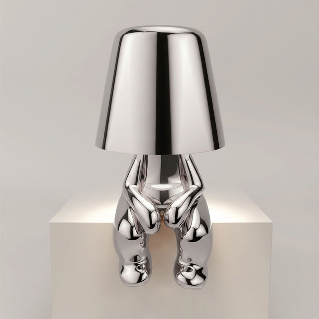 Tafellamp met metalen afwerking