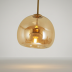 Goudzwarte designlamp