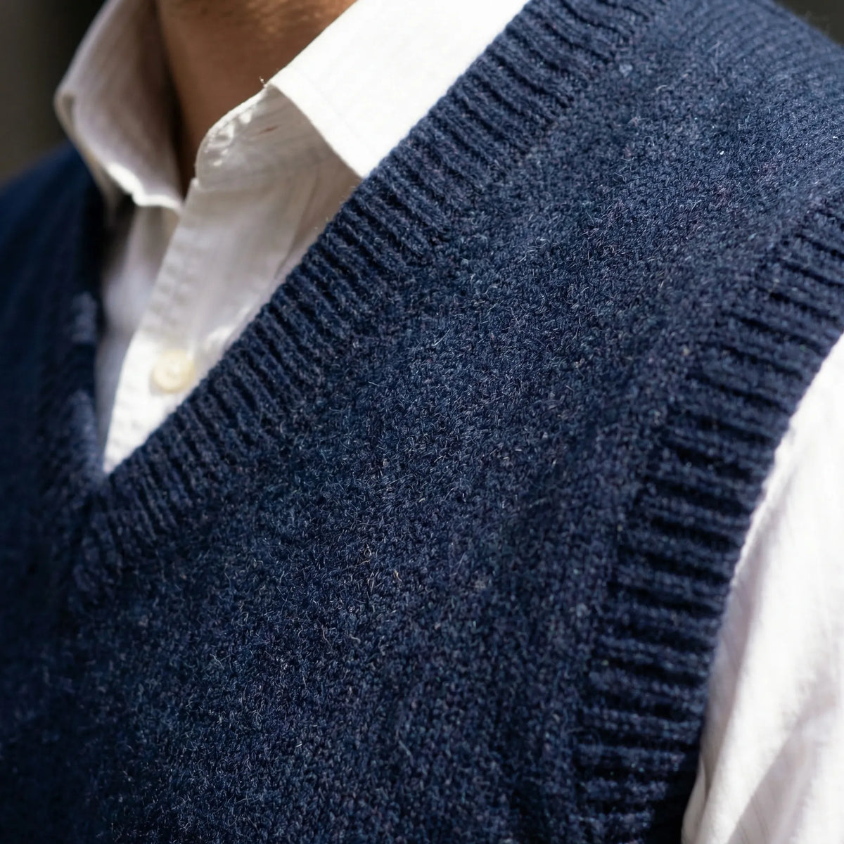Mouwloze heren gilet met V-hals