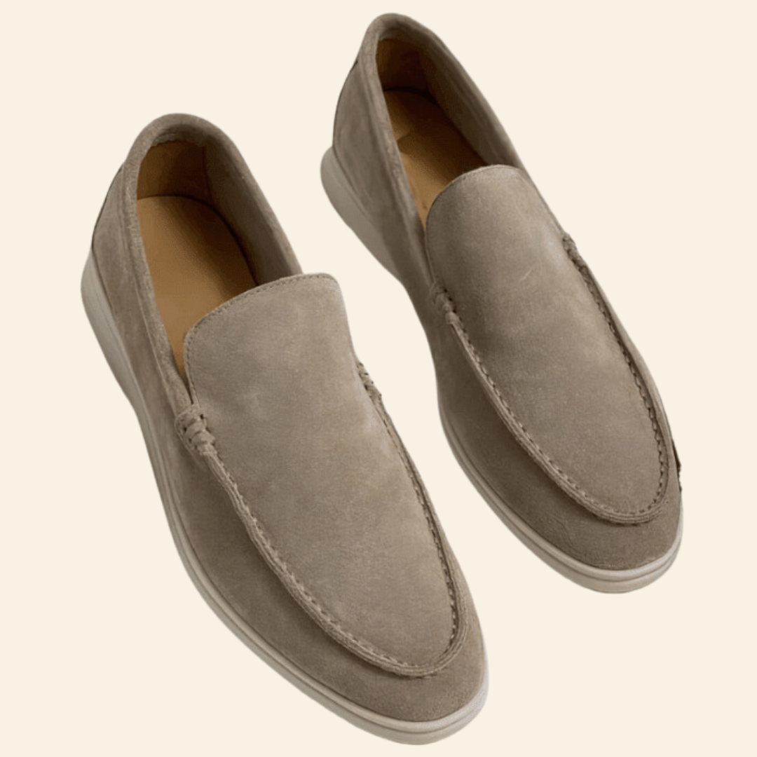 En comfortabele suède loafers