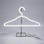 Hanglamp in neonstijl