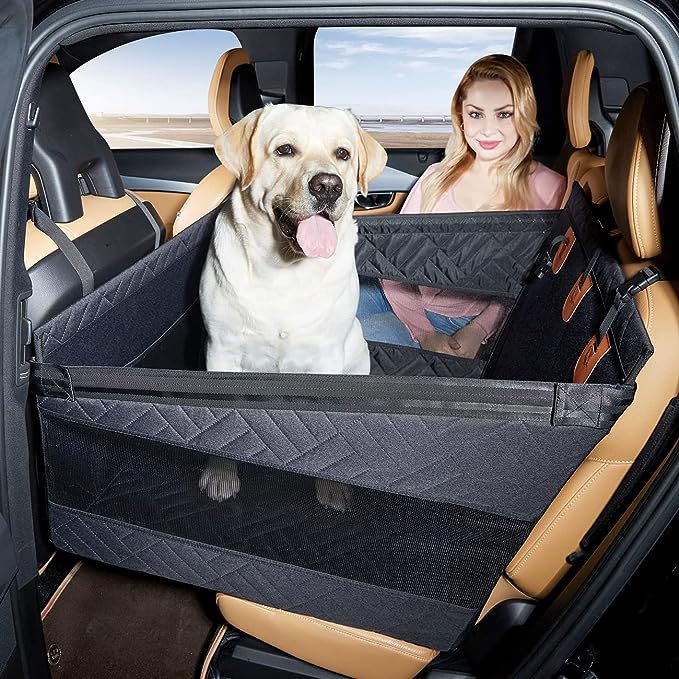 Veiligheidsmat voor je hond in de auto