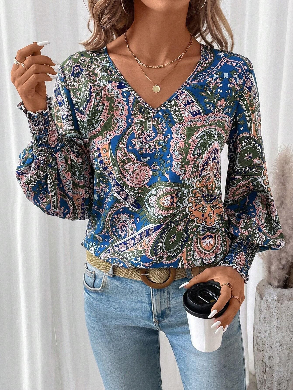 Bloemenprint damesblouse met V-hals en lantaarnmouwen