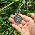 Om lotus mandala ketting