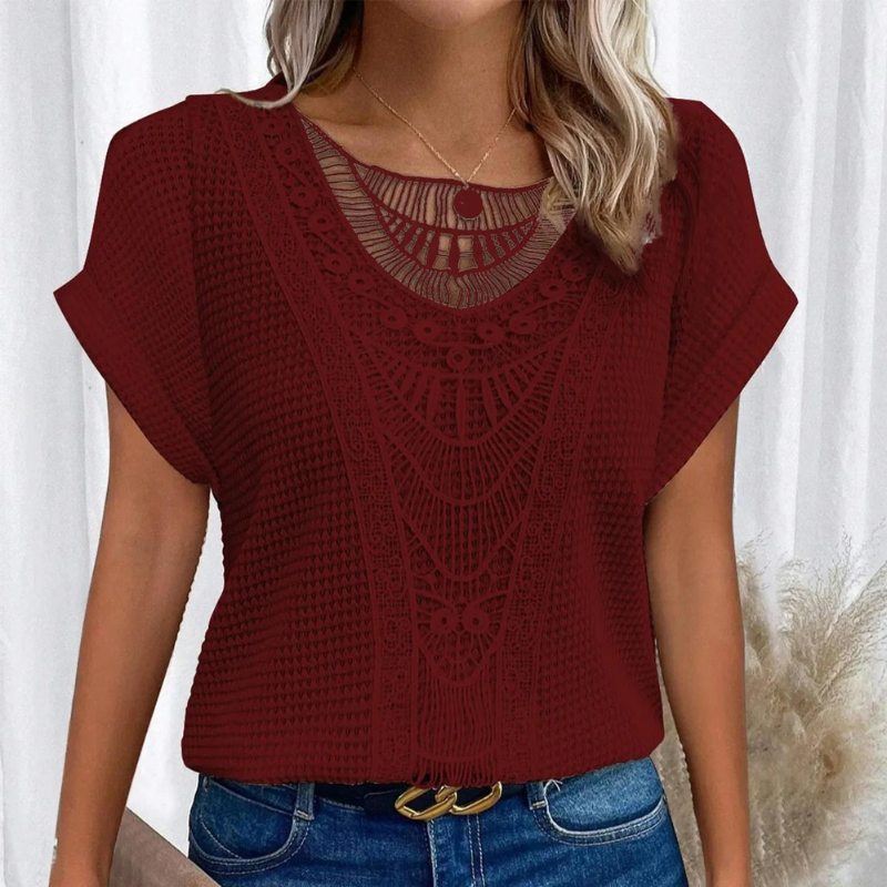 Lichte top met kanten details