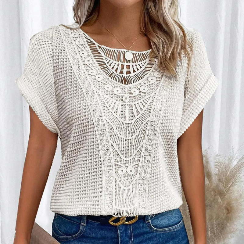 Lichte top met kanten details
