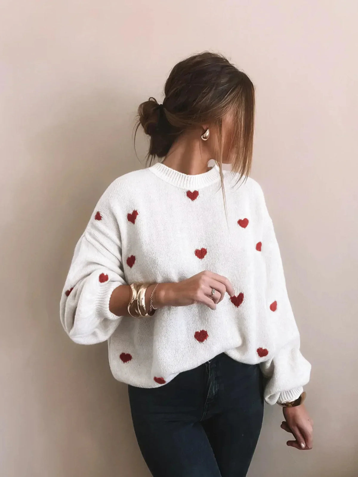 Oversized gebreide trui met geborduurde hartjes — afbeelding 3
