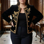 Plus-size geborduurde fluwelen jas met knopen