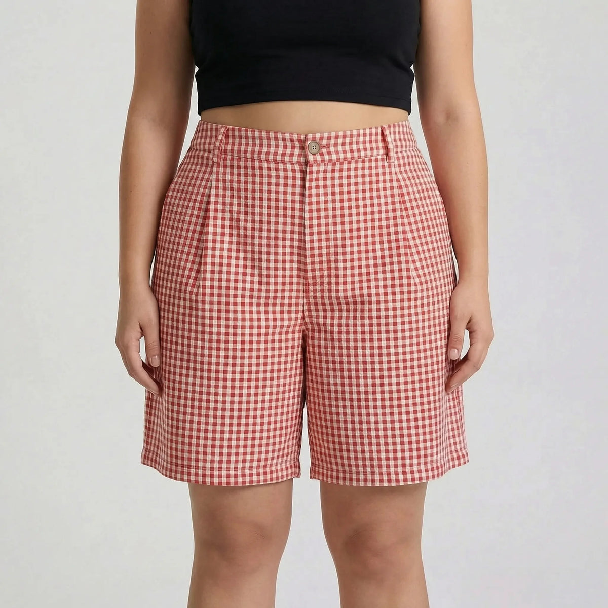 Plus-size geruite shorts met wijde pijpen