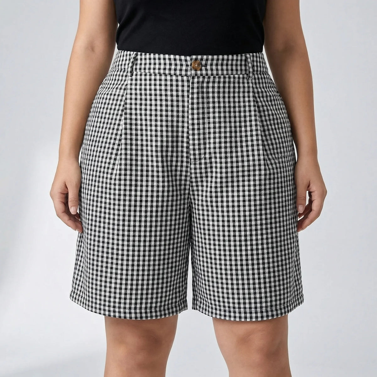 Plus-size geruite shorts met wijde pijpen