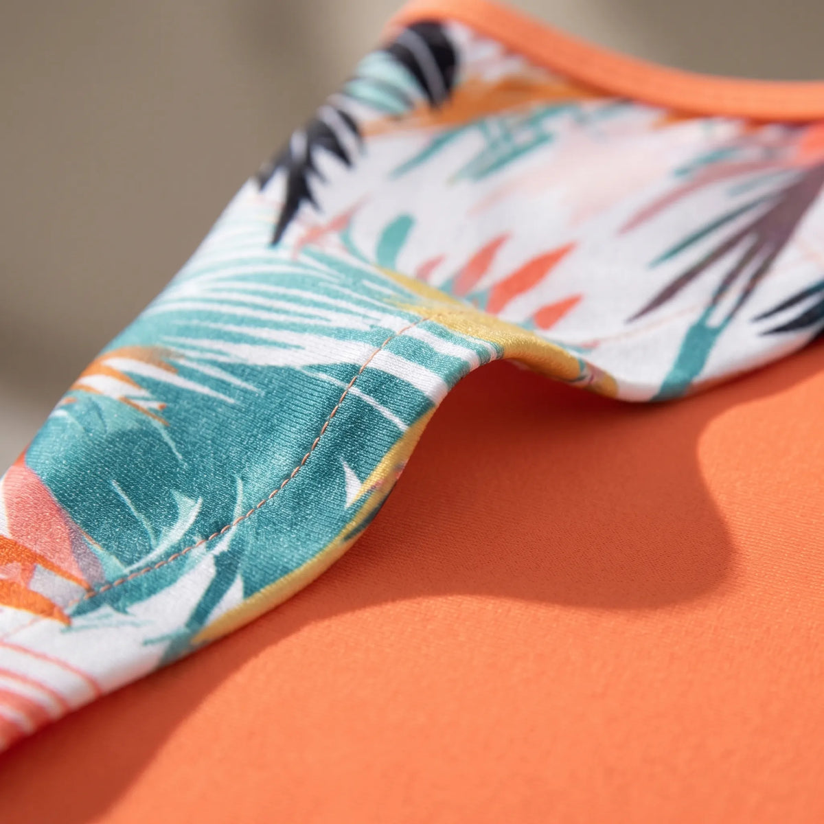 Tankini-set in plusmaten met tropische print