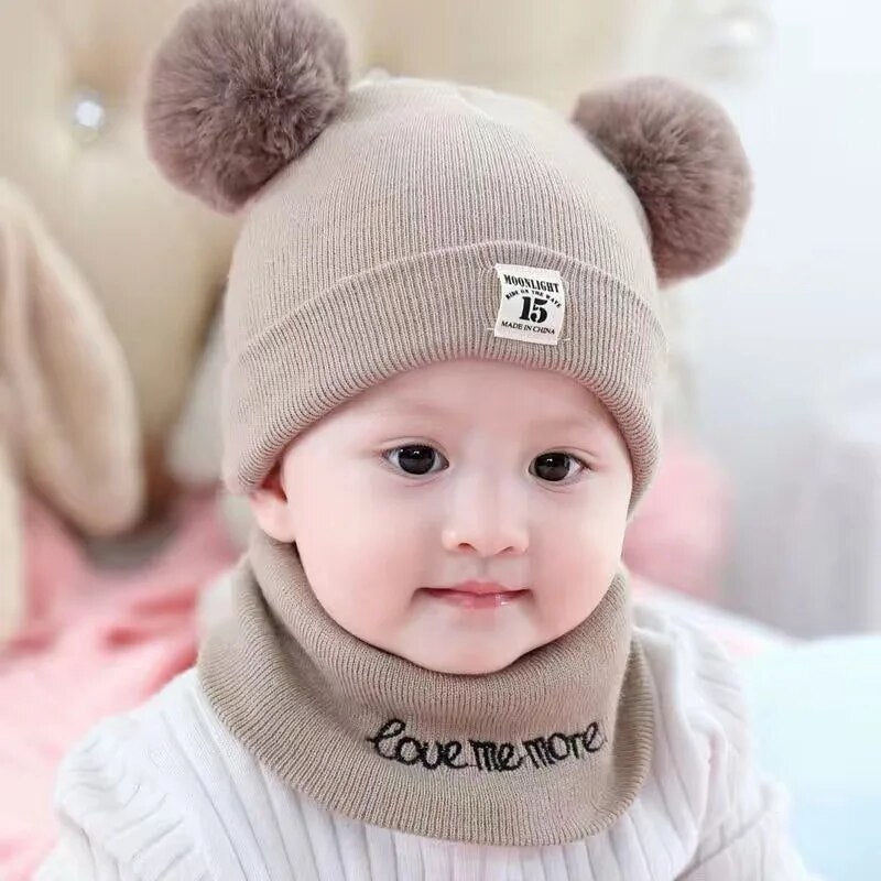 Winter kindermuts met pompom