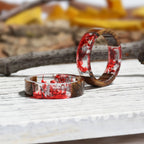 Ring van hout en hars