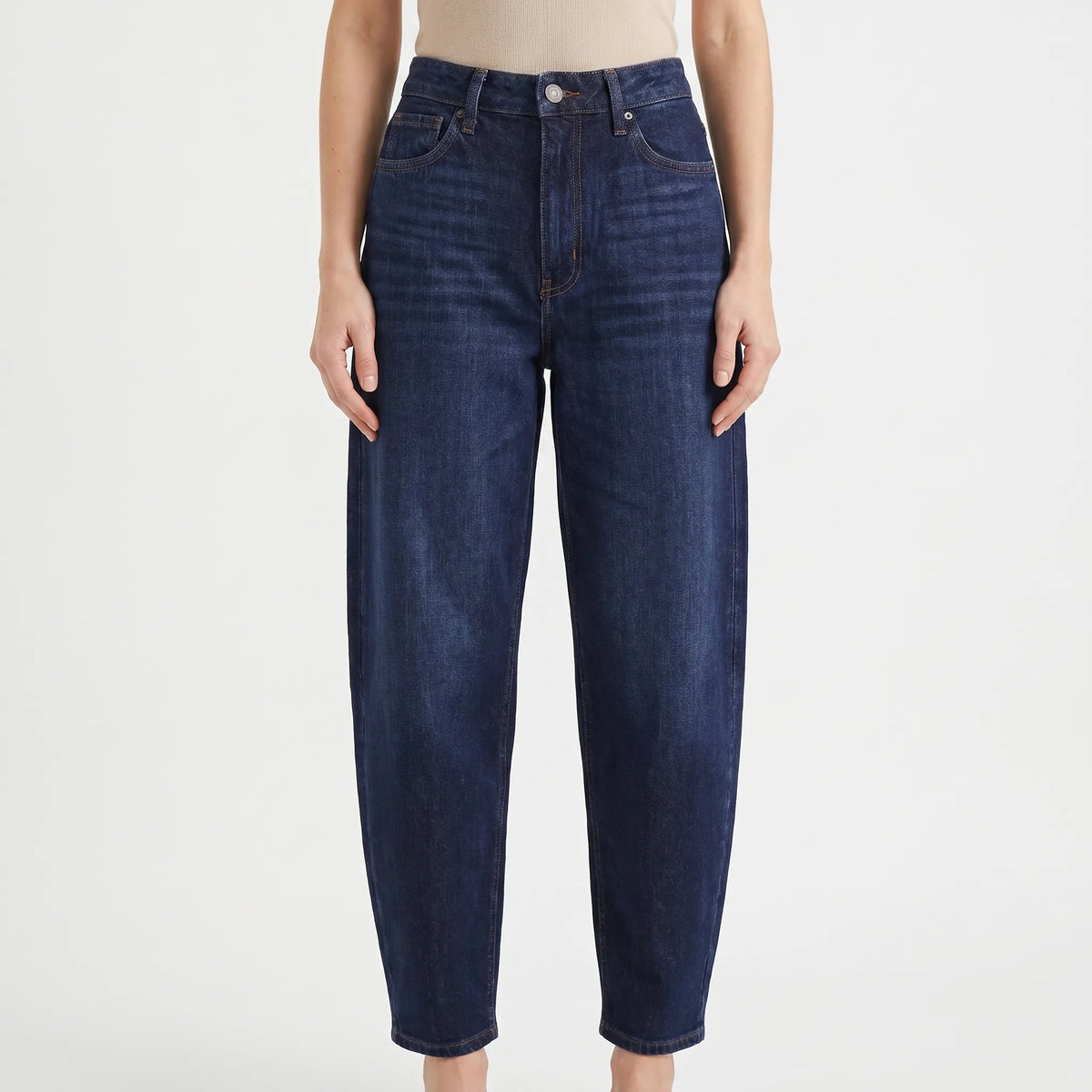Loszittende barrel-leg broek